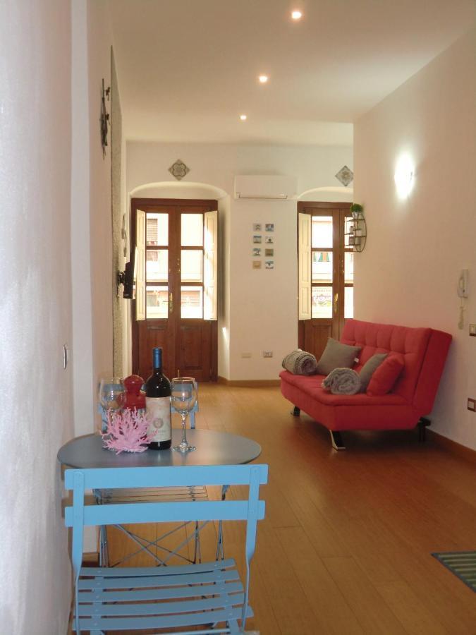 Sailing Apartment Cagliari Ngoại thất bức ảnh